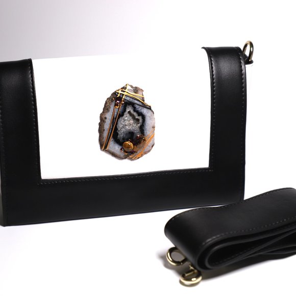 Leather Shoulder bag Genuine NEW Back and White by  Patricia Adelson - Picture 3 of 3